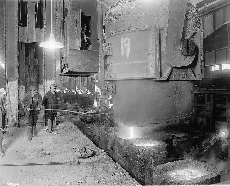 742px-Homestead_Steel_Hearth_3.jpg